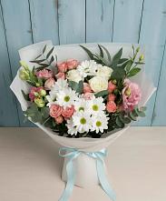 Букет цветов из:  Розы, Лизиантусы и Хризантемы в Завитинске