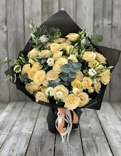 Букет цветов из:  Розы и Лизиантусы в Завитинске