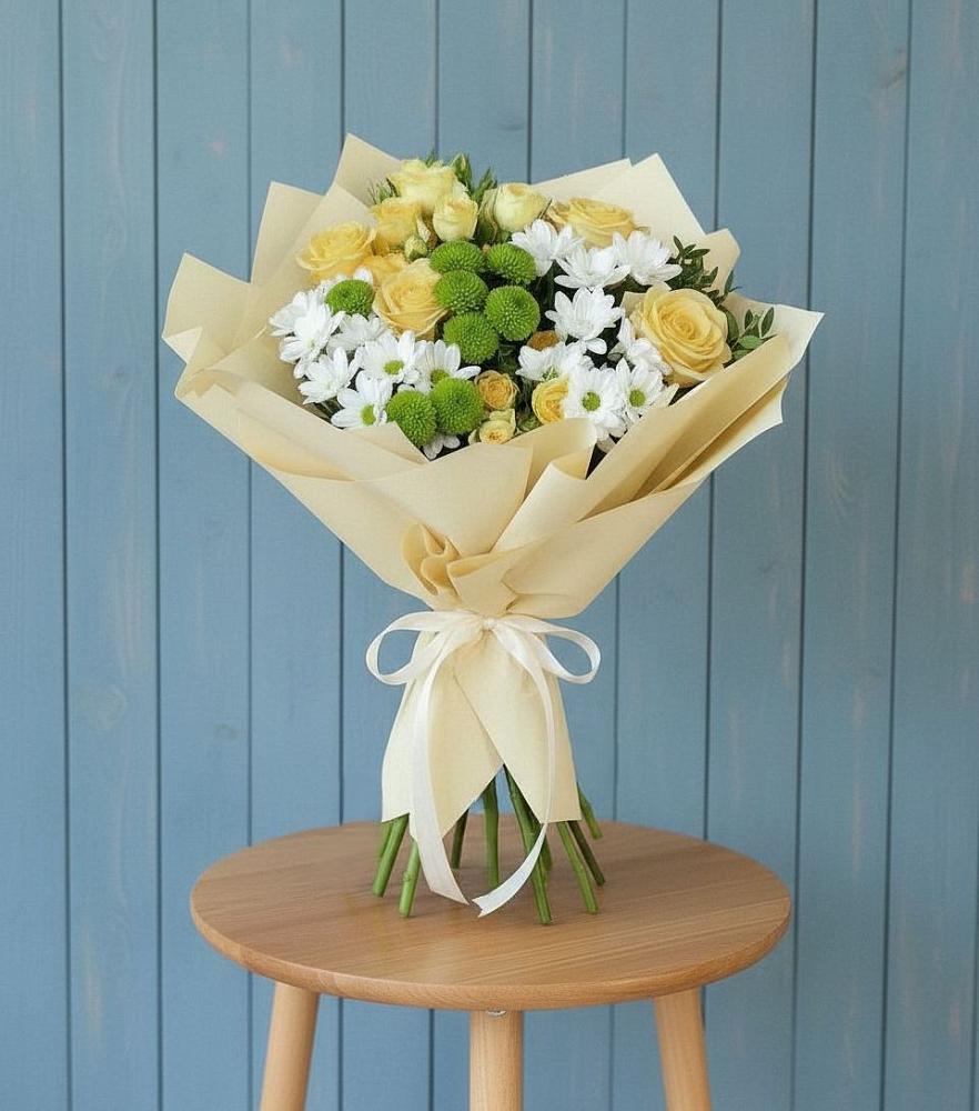 Букет цветов из: Хризантемы и Розы в Завитинске