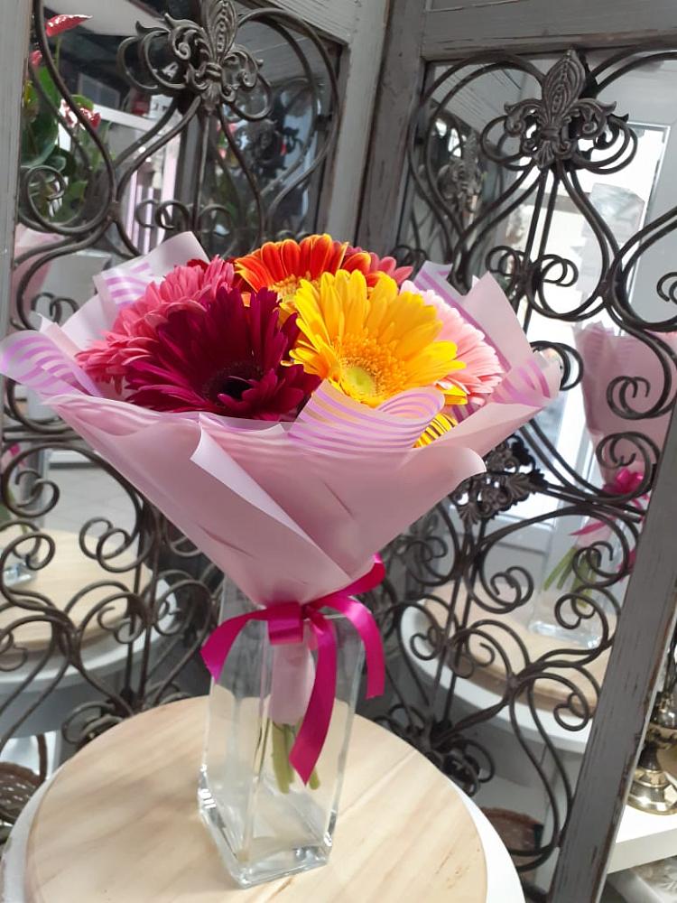 Букет цветов из: Герберы в Завитинске