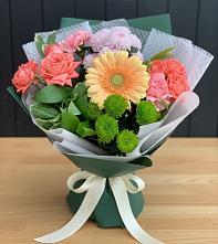 Букет цветов из:  Гвоздики, Розы, Герберы и Хризантемы #REPLACE_PRED# Завитинске