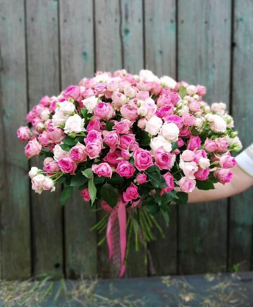 Букет Розовые кустовые розы Натали и Лав Лидия в Завитинске